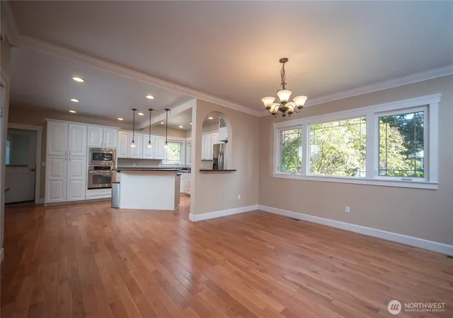 Photo 4 of Single family home for sale at 201 W 10th Avenue, Ellensburg, WA 98926 | MLS# NWM2592468 | Listing updated on 2026-10-15