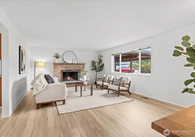 Photo 3 of Single family home for sale at 20631 120th Avenue Se, Kent, WA 98031 | MLS# NWM2592475 | Listing updated on 2026-10-17