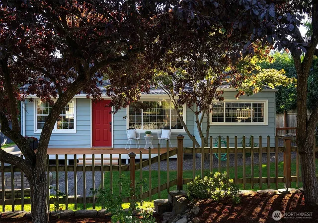 Single family home for sale at 9512 40th Avenue NE, Seattle, WA 98115 | MLS# NWM2592486