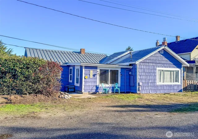 Single family home for sale at 618 Cherry, Port Townsend, WA 98368 | MLS# NWM2592494