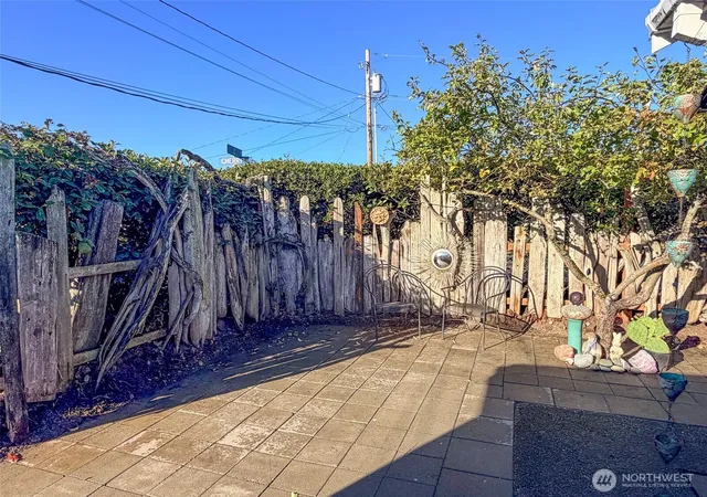 Photo 2 of Single family home for sale at 618 Cherry, Port Townsend, WA 98368 | MLS# NWM2592494 | Listing updated on 2026-10-09
