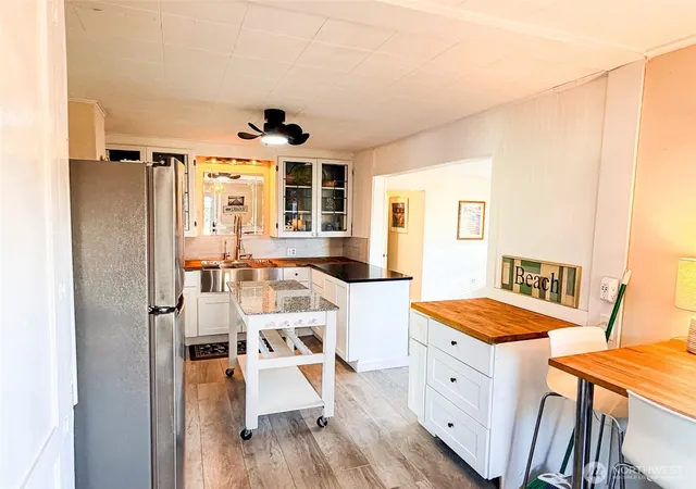 Photo 4 of Single family home for sale at 618 Cherry, Port Townsend, WA 98368 | MLS# NWM2592494 | Listing updated on 2026-10-09