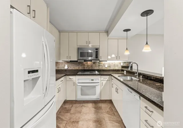 Photo 2 of Condo for sale at 1 Broadway #103, Tacoma, WA 98402 | MLS# NWM2592498 | Listing updated on 2026-10-12