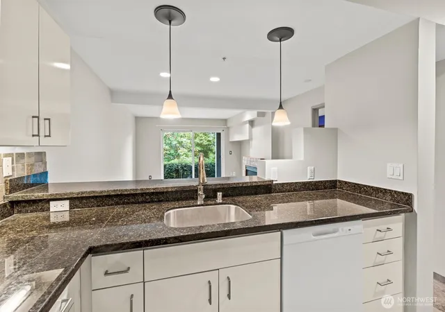 Photo 3 of Condo for sale at 1 Broadway #103, Tacoma, WA 98402 | MLS# NWM2592498 | Listing updated on 2026-10-12