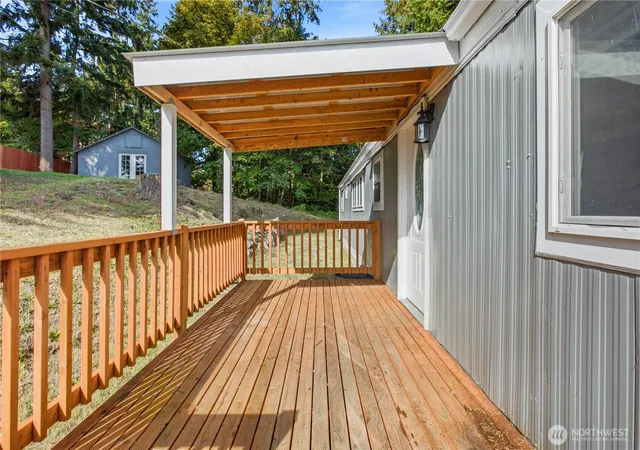 Photo 3 of Manufactured home for sale at 30526 58th Avenue S, Auburn, WA 98001 | MLS# NWM2592500 | Listing updated on 2026-10-15