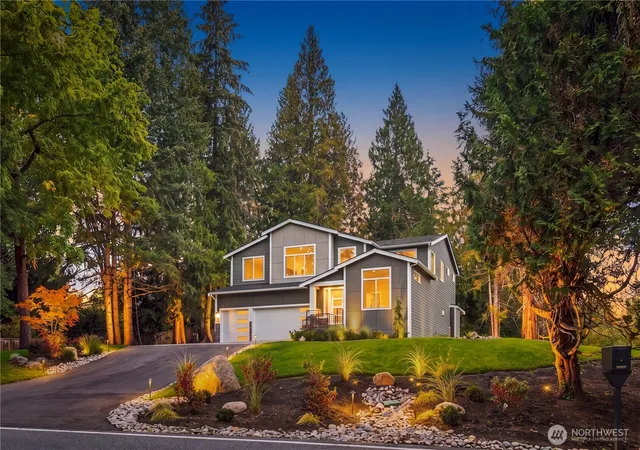 Single family home for sale at 18305 Snohomish Ave, Snohomish, WA 98296 | MLS# NWM2592505