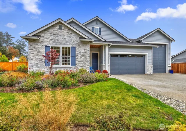 Photo 1 of Single family home for sale at 4692 Albatross St, Port Townsend, WA 98368 | MLS# NWM2592532 | Listing updated on 2026-10-14