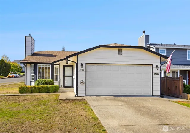 Single family home for sale at 4202 N Pearl St, Tacoma, WA 98407 | MLS# NWM2592537