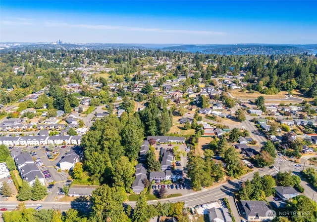 Photo 4 of Multi family home for sale at 6230 S 129 Street, Seattle, WA 98178 | MLS# NWM2592544 | Listing updated on 2026-10-08
