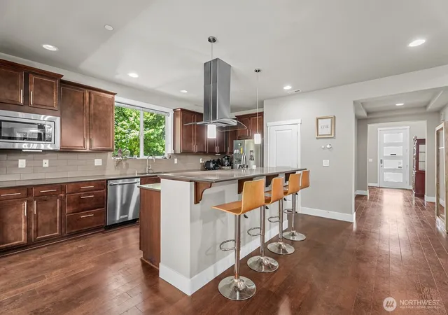 Photo 4 of Single family home for sale at 35703 20th Avenue SW, Federal Way, WA 98023 | MLS# NWM2592550 | Listing updated on 2026-10-09