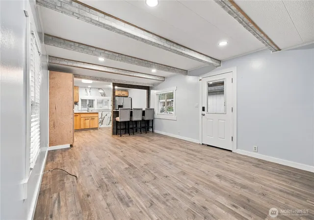 Photo 4 of Manufactured home for sale at 5920 200 Street SW #35, Lynnwood, WA 98036 | MLS# NWM2592553 | Listing updated on 2026-10-10
