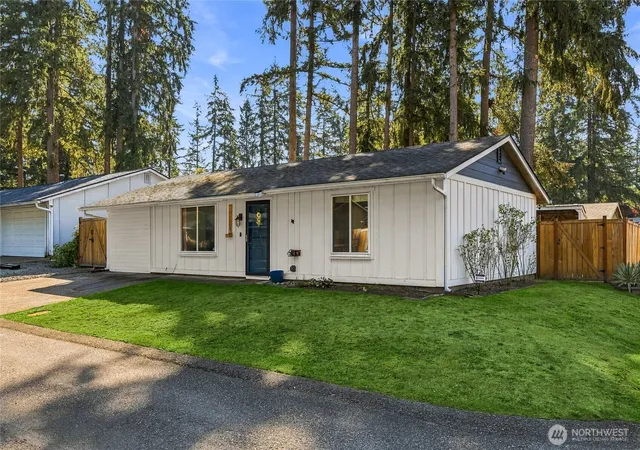 Single family home for sale at 26124 195th Place SE, Covington, WA 98042 | MLS# NWM2592558
