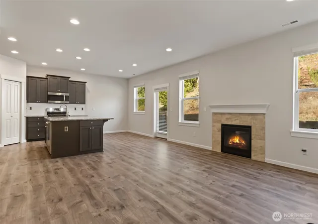 Photo 4 of Single family home for sale at 2743 82nd Avenue Ct E, Edgewood, WA 98371 | MLS# NWM2592559 | Listing updated on 2026-10-09