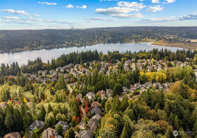Photo 4 of Single family home for sale at 19618 NE 44th Place, Sammamish, WA 98074 | MLS# NWM2592565 | Listing updated on 2026-10-10