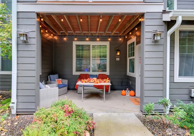 Photo 2 of Condo for sale at 10800 Se 17th Circle #M142, Vancouver, WA 98664 | MLS# NWM2592581 | Listing updated on 2026-10-27