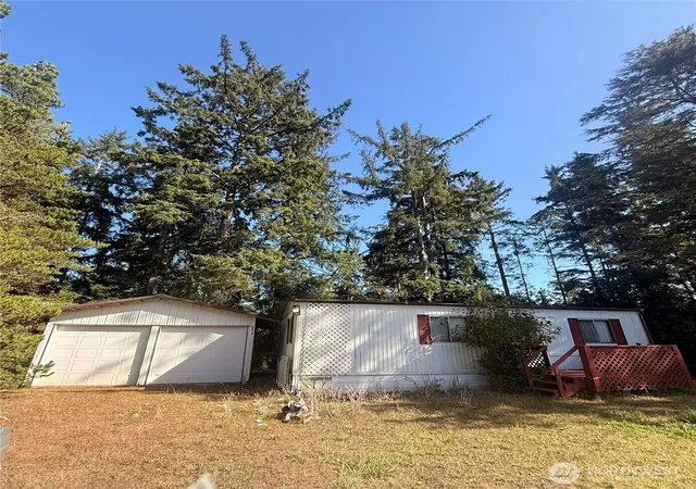 Manufactured home for sale at 29314 M Ln, Ocean Park, WA 98640 | MLS# NWM2592587