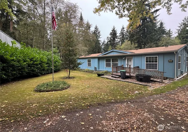 Manufactured home for sale at 4469 Hett Ln, Oak Harbor, WA 98277 | MLS# NWM2592588
