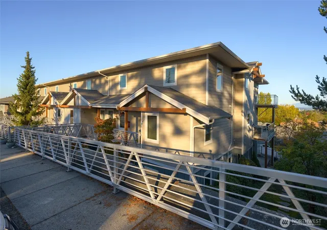 Photo 2 of Condo for sale at 3706 Portage Ln #200, Anacortes, WA 98221 | MLS# NWM2592592 | Listing updated on 2026-10-22