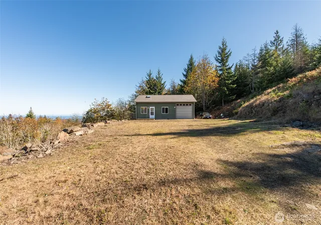 Photo 4 of Single family home for sale at 3191 Monroe Rd, Port Angeles, WA 98362 | MLS# NWM2592593 | Listing updated on 2026-10-16