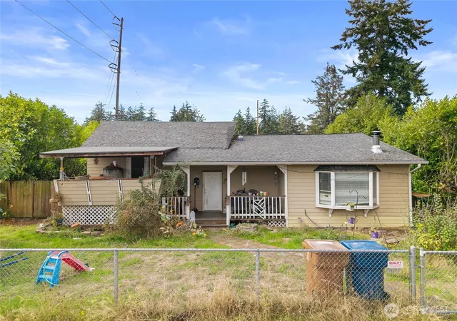 Single family home for sale at 6626 S Tyler, Tacoma, WA 98409 | MLS# NWM2592610