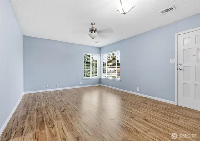Photo 3 of Single family home for sale at 2005 Carlson Rd, Vancouver, WA 98661 | MLS# NWM2592611 | Listing updated on 2026-10-15