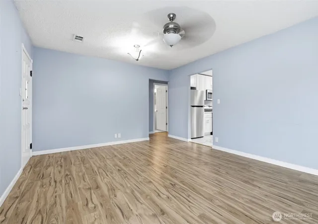 Photo 4 of Single family home for sale at 2005 Carlson Rd, Vancouver, WA 98661 | MLS# NWM2592611 | Listing updated on 2026-10-15