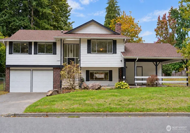 Single family home for sale at 21405 124th Avenue SE, Kent, WA 98031 | MLS# NWM2592619