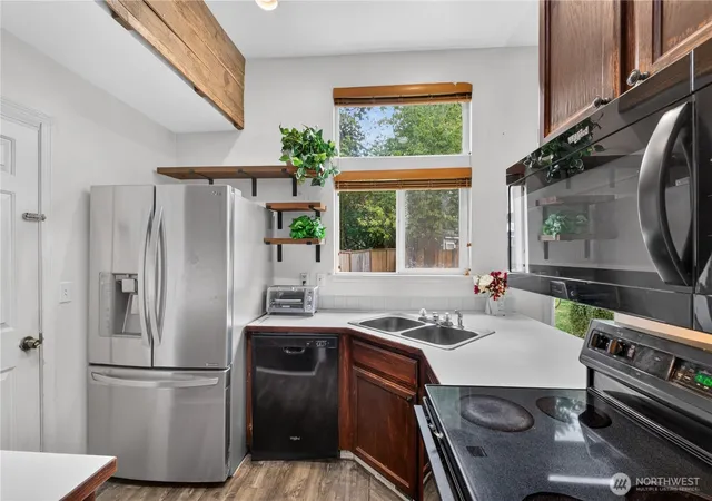 Photo 4 of Single family home for sale at 24615 Roberts Dr, Black Diamond, WA 98010 | MLS# NWM2592645 | Listing updated on 2026-10-21