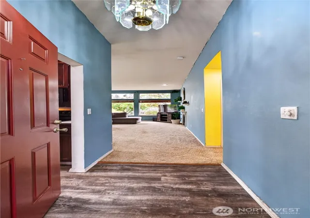 Single family home for sale at 24615 Roberts Dr, Black Diamond, WA 98010 | MLS# NWM2592645 | Listing updated on 2026-10-21