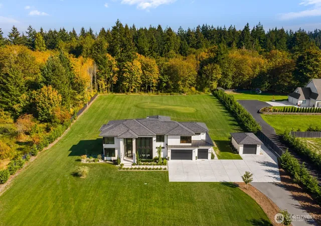 Photo 4 of Single family home for sale at 5411 Waller Rd E, Tacoma, WA 98443 | MLS# NWM2592656 | Listing updated on 2026-10-09