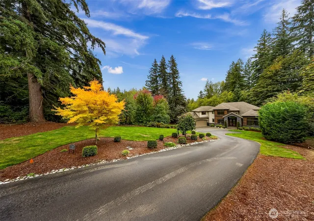 Photo 2 of Single family home for sale at 7709 216th Avenue Ne, Redmond, WA 98053 | MLS# NWM2592675 | Listing updated on 2026-10-10