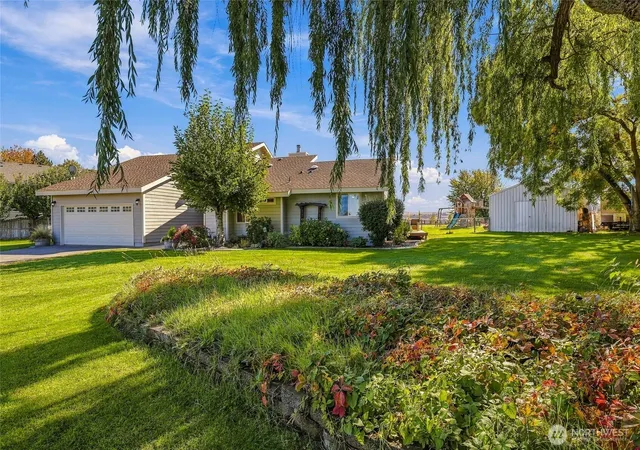 Photo 4 of Single family home for sale at 101105 E Vaca Rd, Kennewick, WA 99338 | MLS# NWM2592676 | Listing updated on 2026-10-09