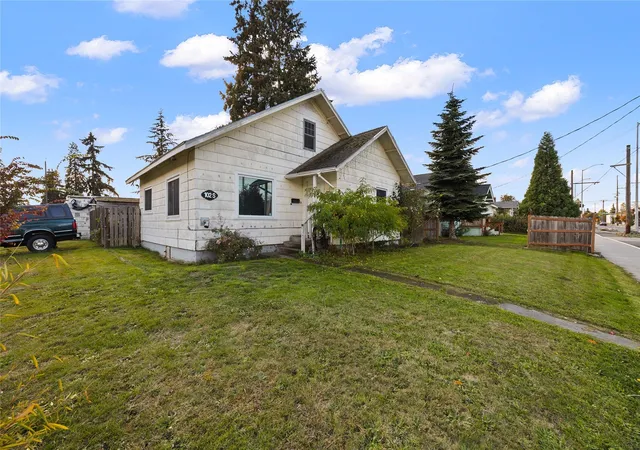 Photo 1 of Single family home for sale at 102 S 64th Street, Tacoma, WA 98408 | MLS# NWM2592709 | Listing updated on 2026-10-29