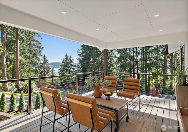 Photo 3 of Single family home for sale at 111 Point Fosdick Cir Nw, Gig Harbor, WA 98335 | MLS# NWM2592734 | Listing updated on 2026-10-12