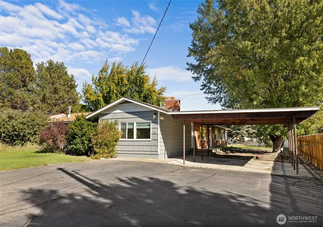 Photo 3 of Single family home for sale at 1312 N Brick Rd, Ellensburg, WA 98926 | MLS# NWM2592761 | Listing updated on 2026-10-10