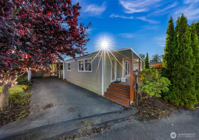 Photo 1 of Manufactured home for sale at 1200 Lincoln St #131, Bellingham, WA 98229 | MLS# NWM2592765 | Listing updated on 2026-10-15