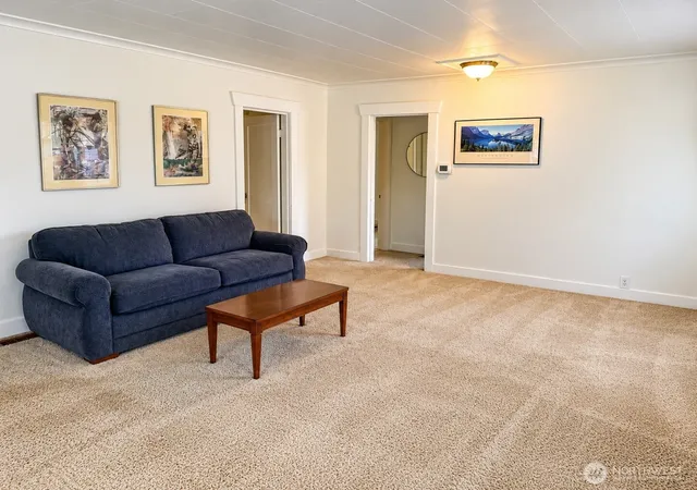 Photo 2 of Single family home for sale at 2501 Fulton St, Everett, WA 98201 | MLS# NWM2592767 | Listing updated on 2026-10-10