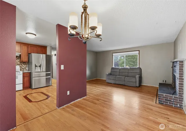 Photo 4 of Single family home for sale at 903 195th Street Ct E, Spanaway, WA 98387 | MLS# NWM2592772 | Listing updated on 2026-10-09
