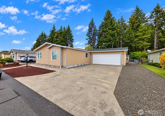 Manufactured home for sale at 18 Christmas Tree Ln, Shelton, WA 98584 | MLS# NWM2592775