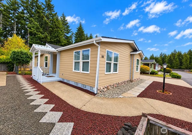 Photo 1 of Manufactured home for sale at 18 Christmas Tree Ln, Shelton, WA 98584 | MLS# NWM2592775 | Listing updated on 2026-10-15