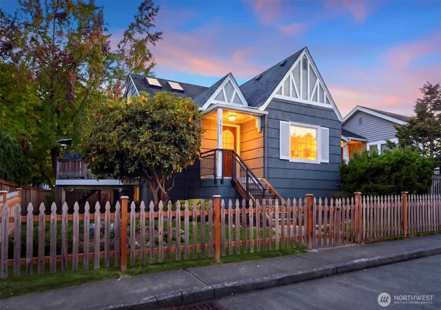 Single family home for sale at 2611 24th Avenue E, Seattle, WA 98112 | MLS# NWM2592782
