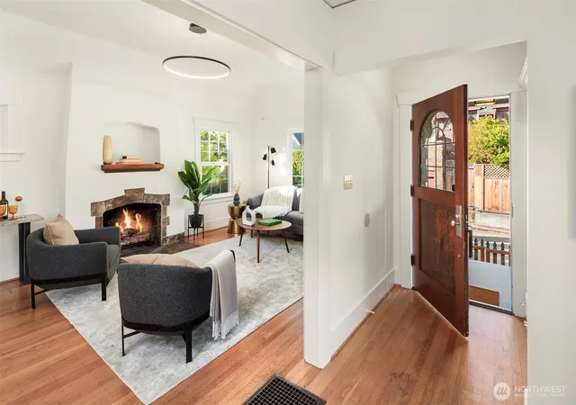 Photo 3 of Single family home for sale at 2611 24th Avenue E, Seattle, WA 98112 | MLS# NWM2592782 | Listing updated on 2026-10-17