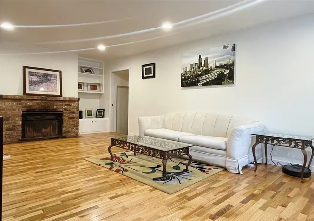 Photo 3 of Single family home for sale at 11818 14th Avenue S, Seattle, WA 98168 | MLS# NWM2592788 | Listing updated on 2026-10-24