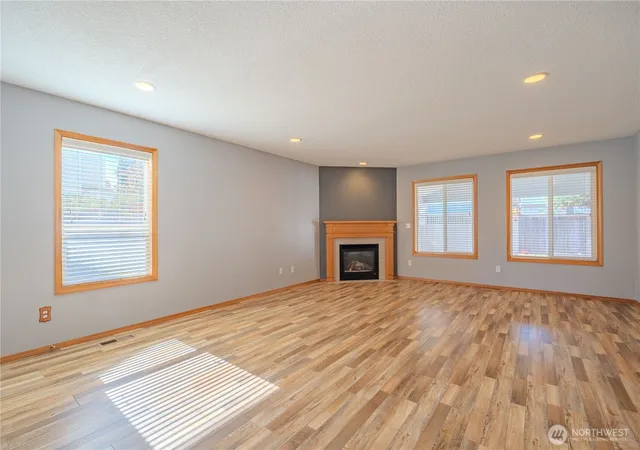 Photo 3 of Single family home for sale at 1116 Ne 170th Court, Vancouver, WA 98684 | MLS# NWM2592789 | Listing updated on 2026-10-26