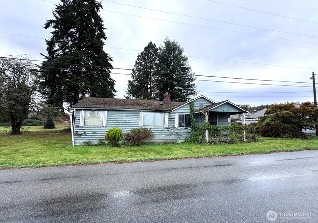Photo 3 of Single family home for sale at 16012 166th Street SE, Snohomish, WA 98290 | MLS# NWM2592799 | Listing updated on 2026-10-17
