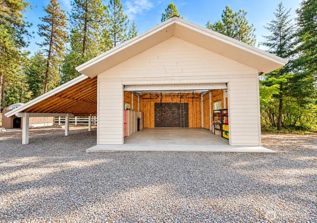 Photo 2 of Manufactured home for sale at 18762 Fir Loop, Leavenworth, WA 98826 | MLS# NWM2592802 | Listing updated on 2026-10-10