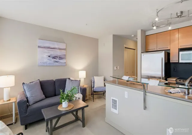 Photo 3 of Condo for sale at 1420 E Pine St #E606, Seattle, WA 98122 | MLS# NWM2592806 | Listing updated on 2026-10-10