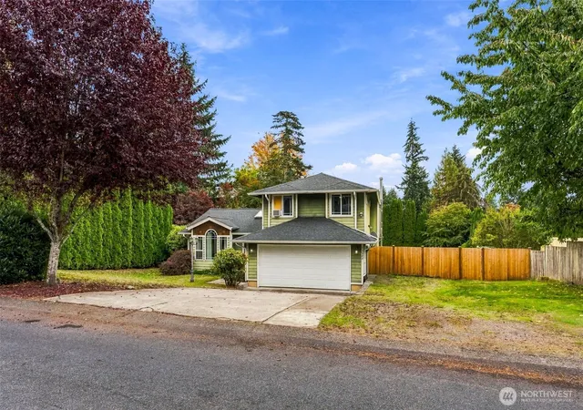 Photo 3 of Single family home for sale at 11627 207th Avenue E, Bonney Lake, WA 98391 | MLS# NWM2592823 | Listing updated on 2026-10-09