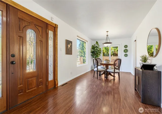 Photo 3 of Single family home for sale at 3326 Lakeway Dr, Bellingham, WA 98229 | MLS# NWM2592824 | Listing updated on 2026-10-16