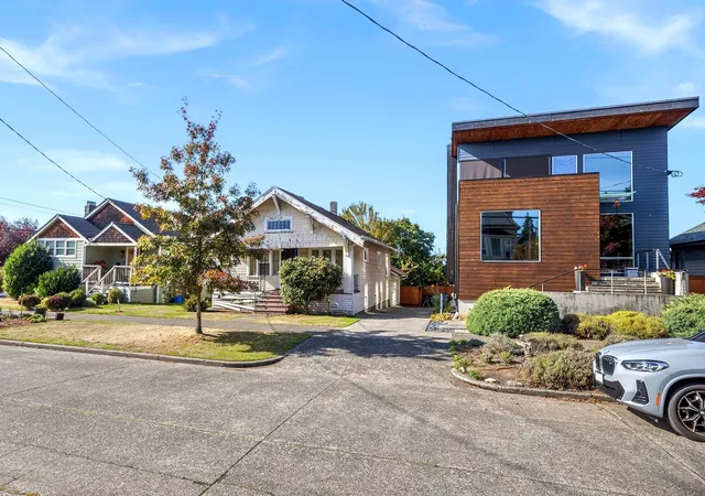 Photo 4 of Townhouse for sale at 2921 14th Avenue S, Seattle, WA 98144 | MLS# NWM2592844 | Listing updated on 2026-10-29